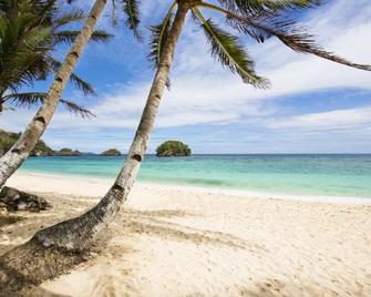 Crown Regency Resort & Convention Center - Boracay - Plaj
