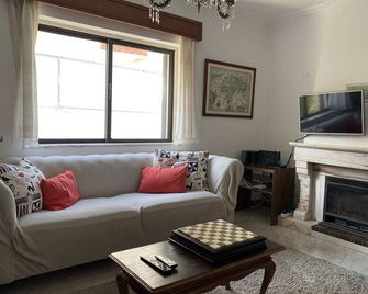 Ocean Quiet room - Manelisa Cascais - Cascais - Living room