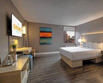 Oasis at Gold Spike - Las Vegas