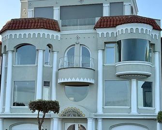 The Golden Peacock Palace - San Francisco - Edificio
