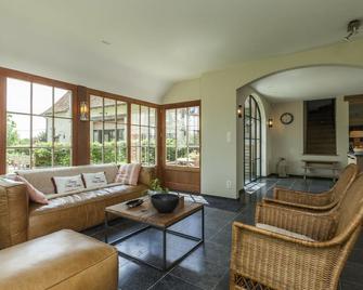 Luxurious Mansion in Sint-Laureins near Forest - Sint-Laureins - Sala de estar