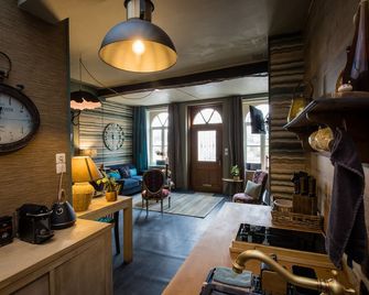 Cosy Central House with luxury jacuzzi bath - Hesdin