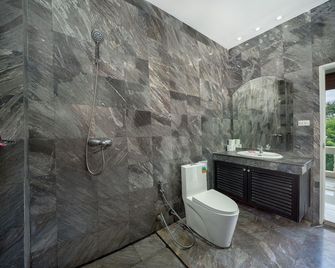 Chaweng Lakeview Residence - Ko Samui - Bathroom