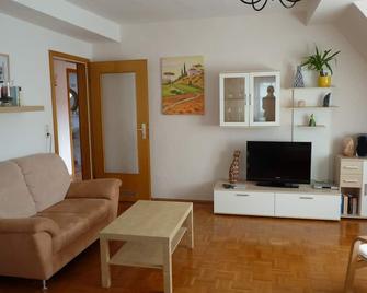 Apartment for the small family - Gunzenhausen - Wohnzimmer