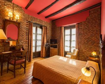 Hotel La Posada Regia - León - Bedroom