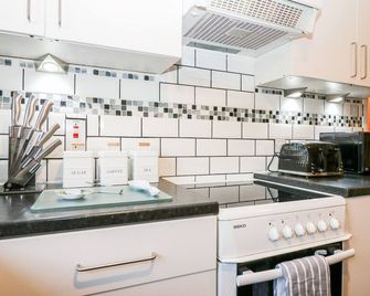 10 Annesley Park - Banchory - Kuchyň