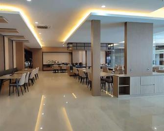 Grand Cahaya Hotel Pangandaran - Pangandaran - Restaurant