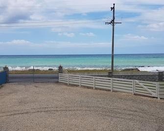 Walkers Retreat at Mataikona - Whakataki - Playa