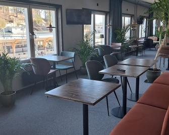 Kramfors Stadshotell Ab - Kramfors - Restaurant