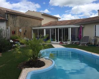 Chambre du merle - Barsac - Pool