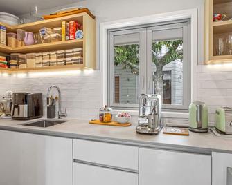 Spacious family home in Meadowbank - Auckland - Cuina