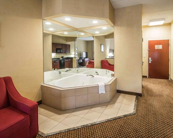 Comfort Inn Suites 99 1 4 3 Morganton Hotel Deals
