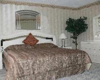 Chateau Royale Inn - Lake Geneva