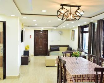 Rudhraksh Villa 4br- Perfect Vacay Villa - Mussoorie - Jadalnia