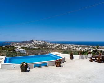 Aroma Cavas - Pyrgos Kallistis - Pool