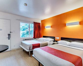 Motel 6 Baltimore - BWI Airport - Linthicum Heights - חדר שינה
