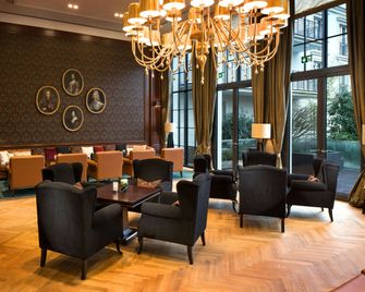 Hilton Frankfurt Gravenbruch - Neu-Isenburg - Lounge