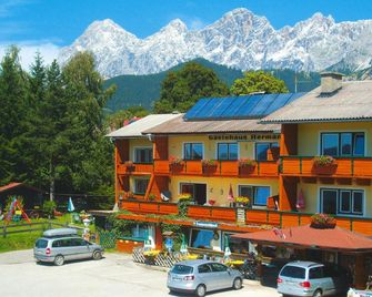 Apartment in Vorberg near Dachstein Glacier - Ramsau am Dachstein - Edificio