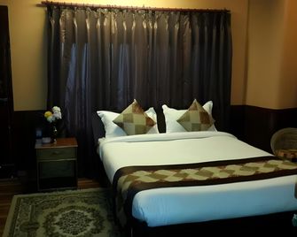 Hotel Payal - Mirik - Bedroom