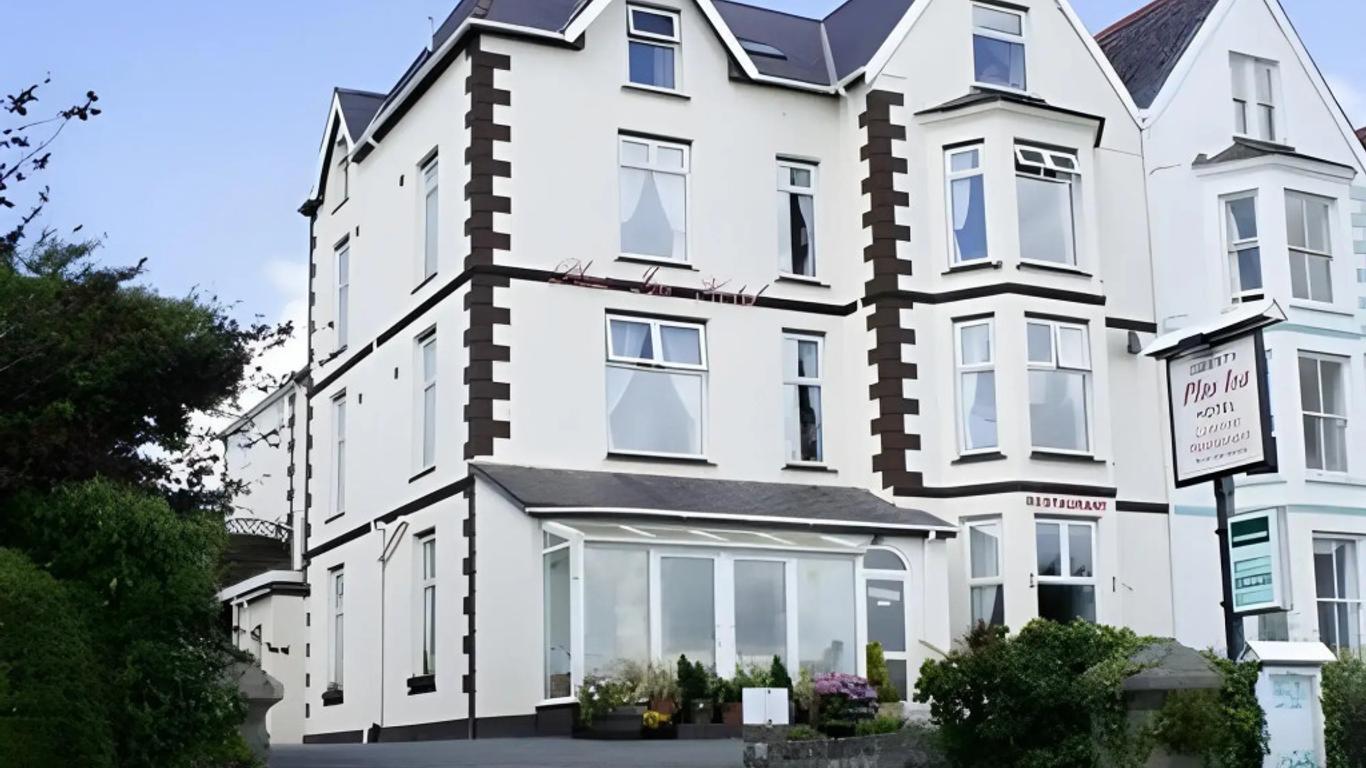 Plas Isa Hotel
