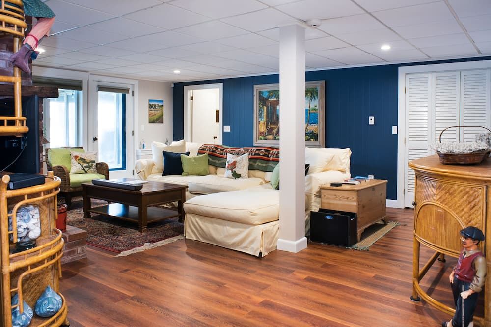 Quiet Riverfront getaway to enjoy Midcoast Maine!