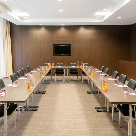 Conference room view of NH Collection Dresden Altmarkt