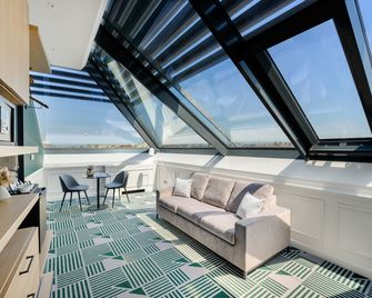 Hotel Oktogon Haggenmacher by Continental Group - Budapest - Balcon
