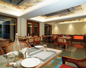 Sukama Resort and Spa - Mukteshwar - Restaurant