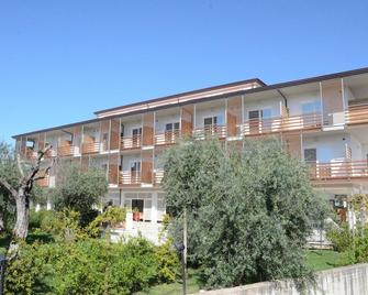 Elaia Garden Hotel - Sperlonga - Budynek