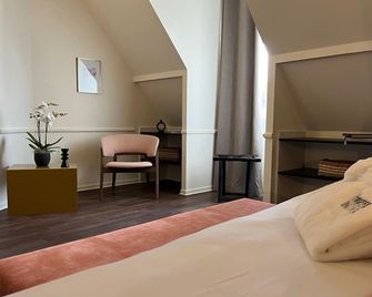 Hôtel La Truffe Noire - Brive-la-Gaillarde - Habitación