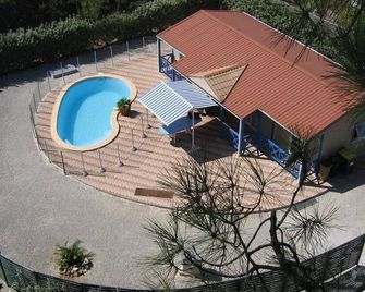 Chalet sleeps 6, not overlooked - Private pool and 4-person rigid spa - Soulac-sur-Mer - Piscine