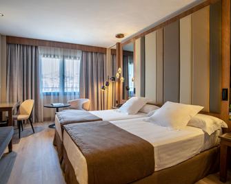 Granada Center - Granada - Bedroom