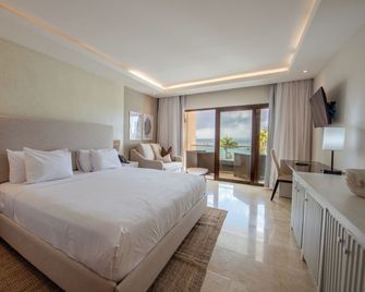 Hacienda Samana Bay Hotel - Samaná - Bedroom