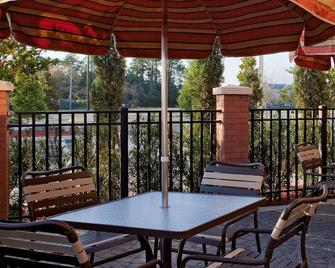 Hyatt Place Indianapolis Airport - Indianapolis - Balcony