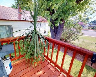 Hot Tub, Kokopelli Kabyn, Cute and Cozy! - Blanding - Balkon