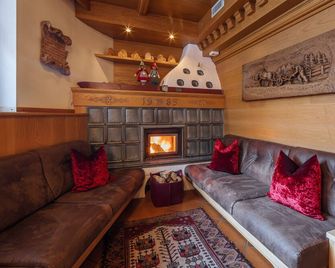 Hotel Nele - Ziano di Fiemme