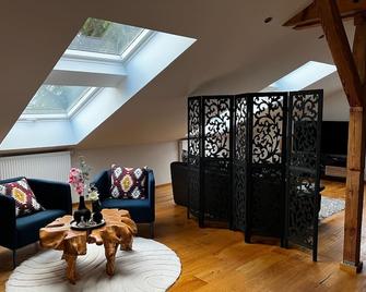 Loft am Teufelsberg - Burrweiler - Sala de estar