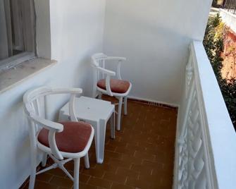 Ela Otel Hisarönü - Hisarönü