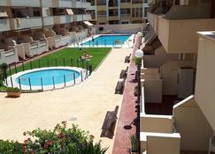 Quiet sunny apartment, 3 min walk to beach, communal pools, terrace, WIFI A\/C TV - Roquetas de Mar - Pool
