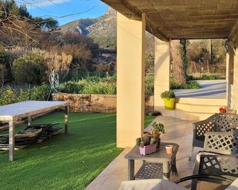 1 Bedroom Cozy Home In Roquevaire - Roquevaire - Patio