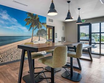 Extended Stay America Premier Suites - Melbourne - I-95 - West Melbourne - Essbereich