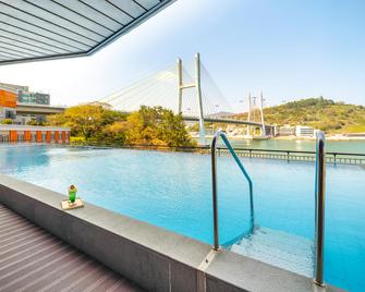 Yeosu Hotel Haven - Josu - Bazén