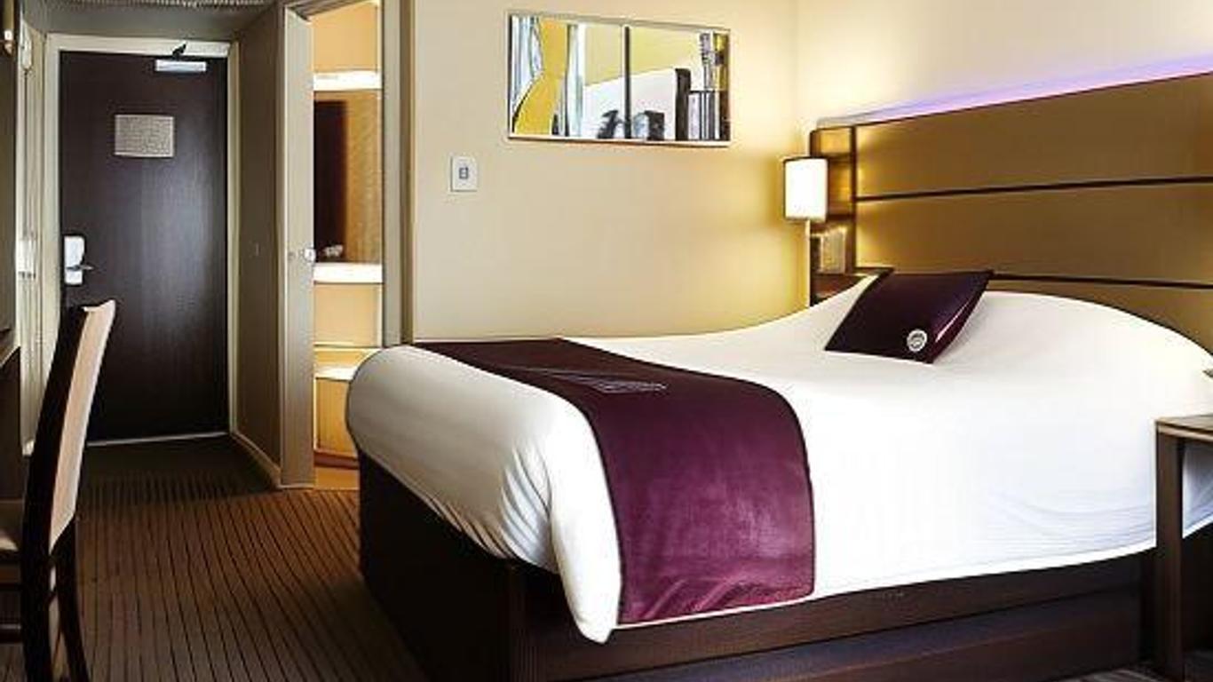 Premier Inn Aberdeen City Centre