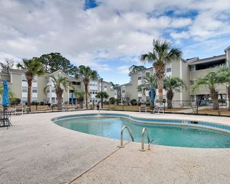 Myrtle Beach Condo 2 Mi to Surfside Beach! - Surfside Beach - Pool
