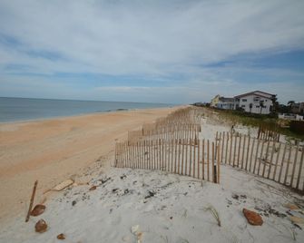 Just Beachy A Luxury Retreat Sleeps 12 3 Levels With Elevator- Perfect for 1-3 Families - Palm Coast - Beach