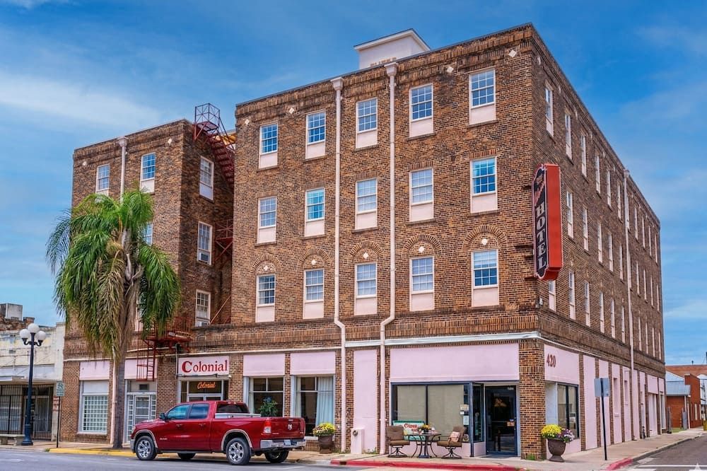 Hotel O Colonial Inn Brownsville Tx - בראונסוויל - בניין