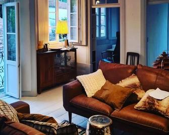 Entire house overlooking Douro River - Baiao - Wohnzimmer