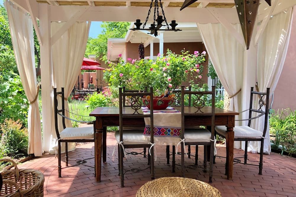 Boutique Hotel - King Deluxe Room-1/2 Mi. From Santa Fe Plaza - سانتا في - شرفة مرصوفة