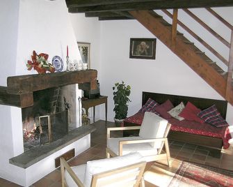 Agriturismo Villa Coren - Povoletto - Wohnzimmer
