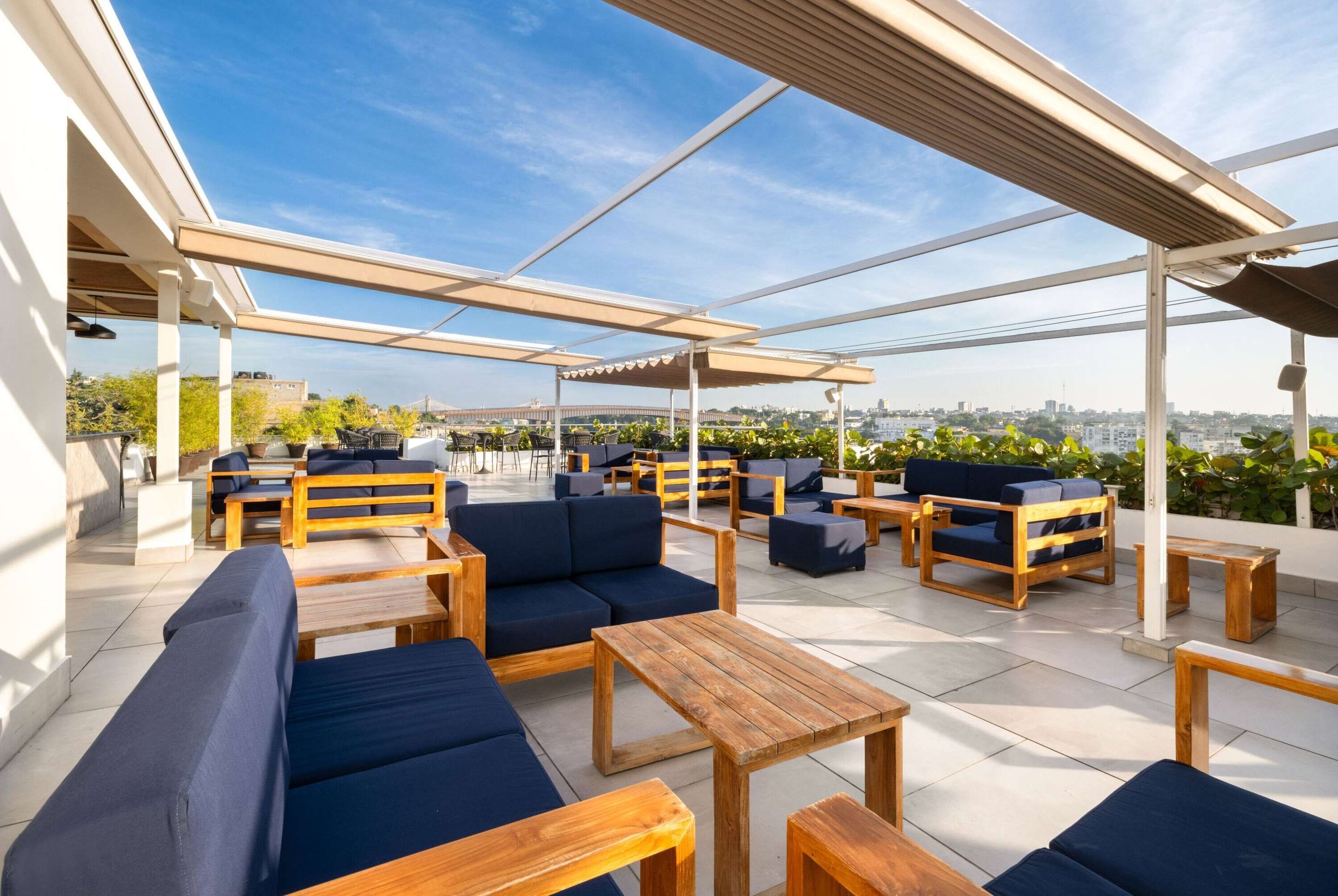 جران هوتل أوروبا سانتو دومينجو، ترايدمارك باي ويندام - سانتو دومينغو - شرفة مرصوفة